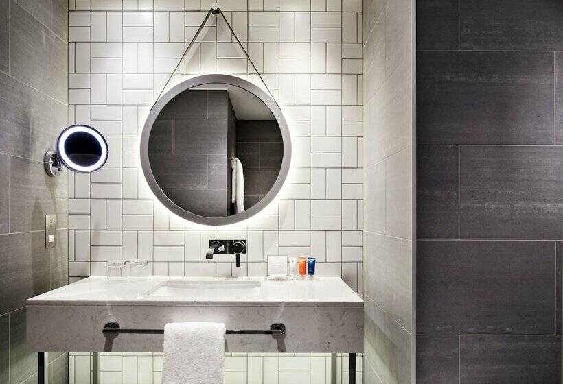 Номер Клуб, Hyatt Regency Manchester