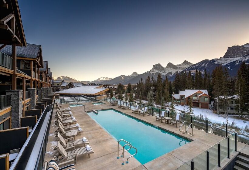 로얄 룸, The Malcolm