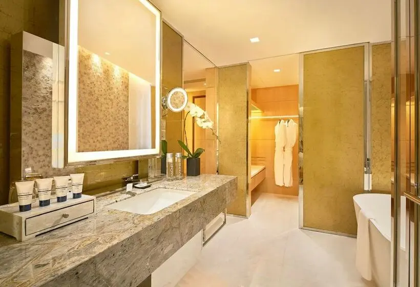 Suit Deluxe, Pan Pacific Beijing
