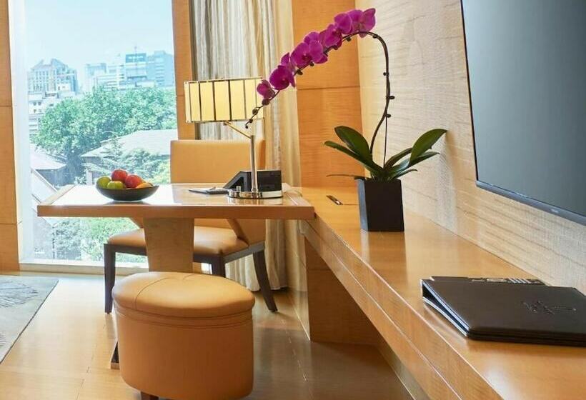 Номер Deluxe, Pan Pacific Beijing