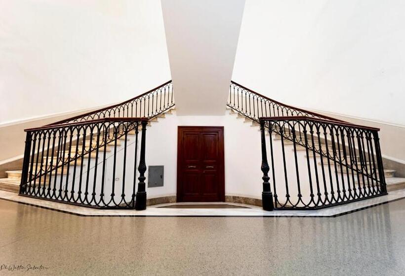 اتاق اکونومی, We Love Roma Guest House