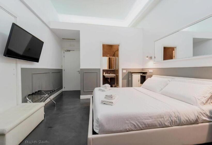 اتاق استاندارد, We Love Roma Guest House