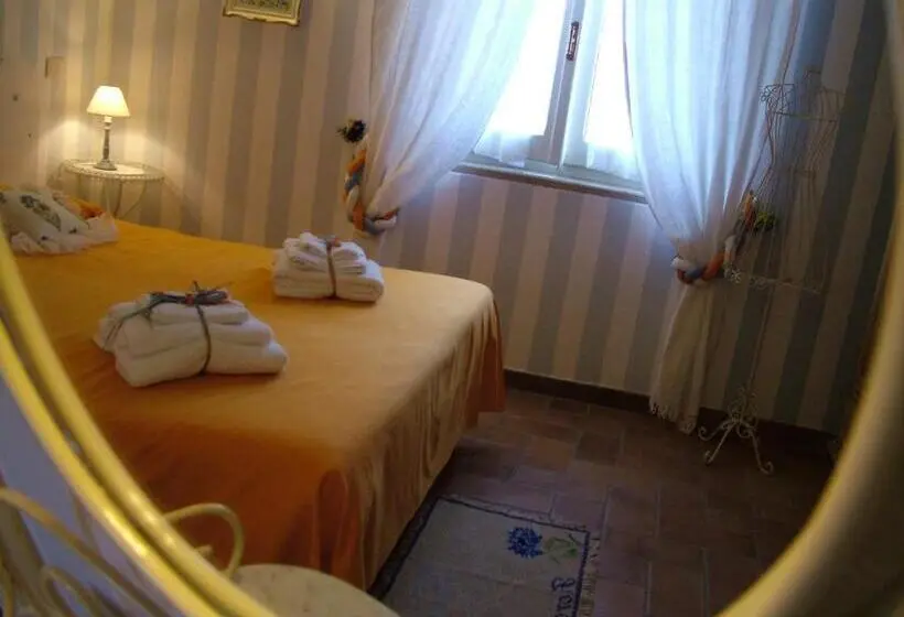 庭の見えるシングルルーム, La Meridiana