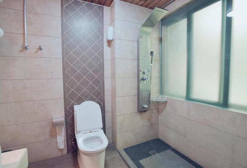 스탠다드 발코니 룸, Xishuangbanna Elephant Home Guesthouse