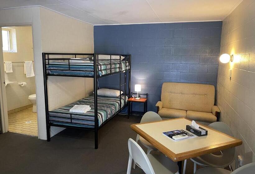 ガーデンビュースタンダード４ベッドルーム, Murray Gardens Motel