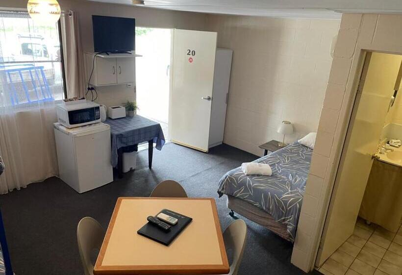 ガーデンビュースタンダード４ベッドルーム, Murray Gardens Motel