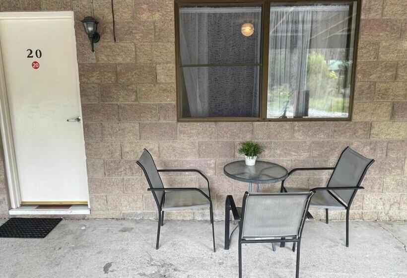 ガーデンビュースタンダード４ベッドルーム, Murray Gardens Motel