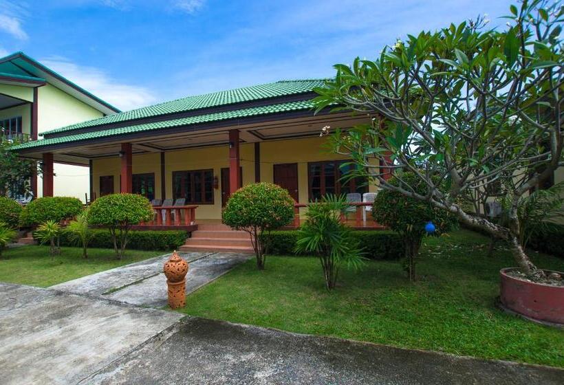 디럭스 방갈로, Sleep In Lanta Resort