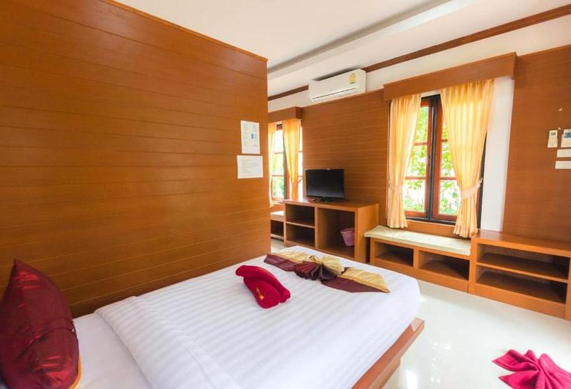 수피리어 트리플 룸, Sleep In Lanta Resort