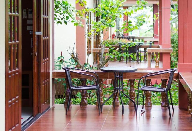 수피리어 트리플 룸, Sleep In Lanta Resort