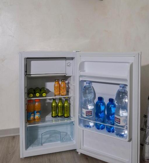 اتاق استاندارد سه نفره, B&b Etnea Palace