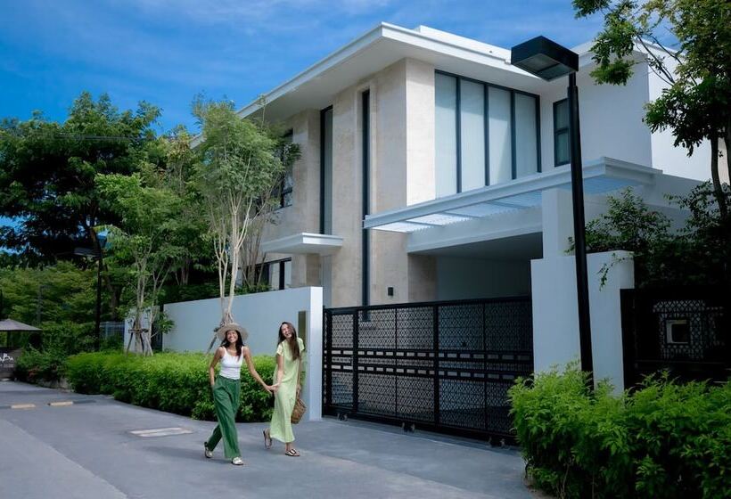 수영장이 있는 3베드룸 빌라, Baba Beach Club Hua Hin Luxury Pool Villa By Sri Panwa