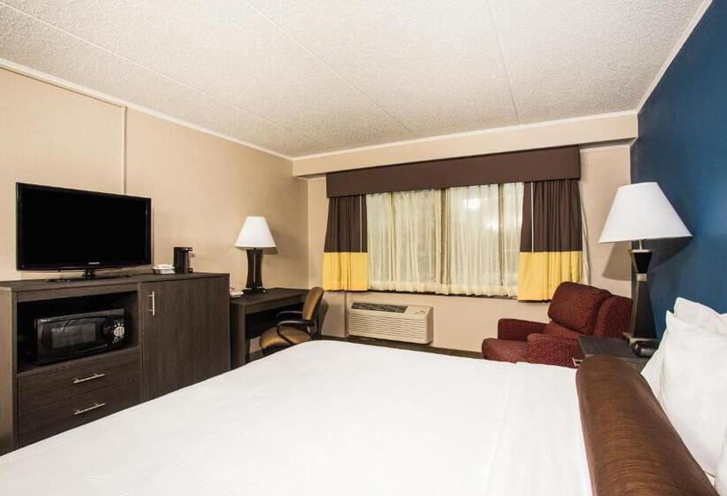 キングサイズベッドのスイートルーム, Baymont By Wyndham Appleton