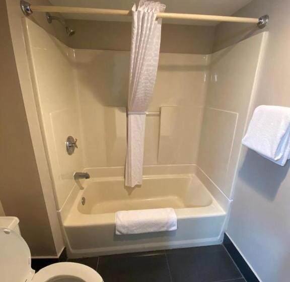 スイート, Baymont By Wyndham Appleton