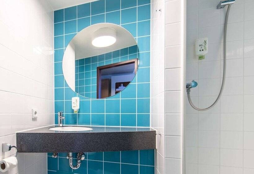 غرفة قياسية ثلاثية, B&b Hotel Rosenheim