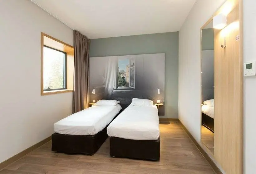 スタンダードルーム, Campanile Metz Nord   Woippy  Porte Du Luxembourg A31
