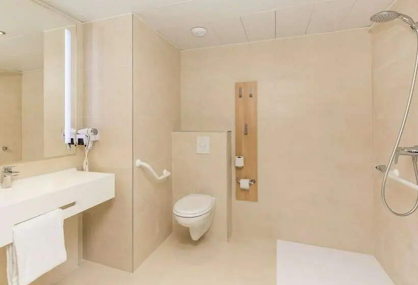 スタンダードルーム, Campanile Metz Nord   Woippy  Porte Du Luxembourg A31