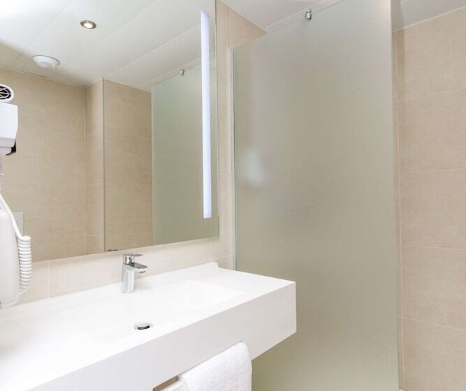 Номер Стандарт, Campanile Metz Nord Woippy Porte Du Luxembourg A31