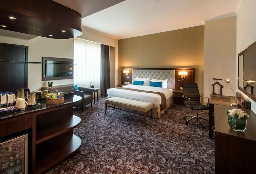 اتاق اجرایی, Golden Tulip Doha