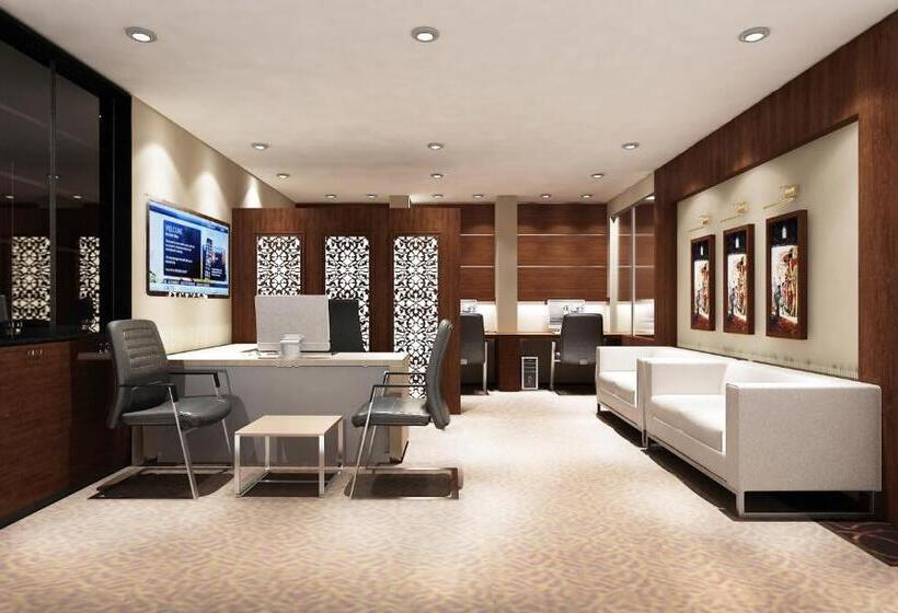 سوییت جونیور, Golden Tulip Doha