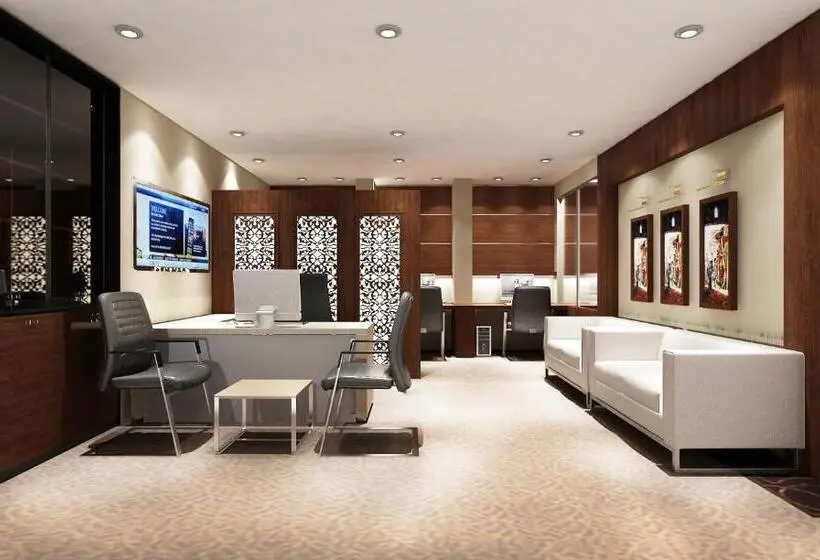 سوییت جونیور, Golden Tulip Doha