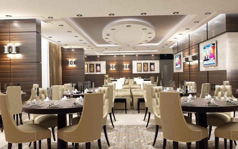 سوییت جونیور, Golden Tulip Doha