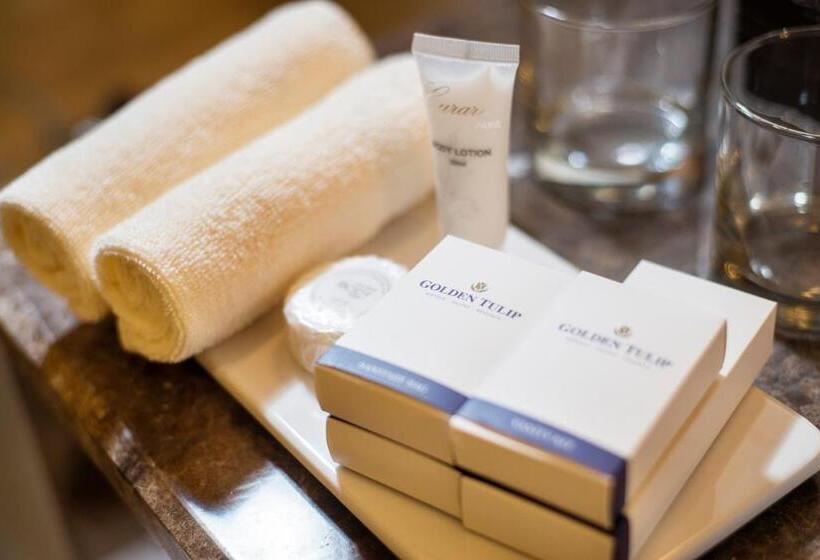 اتاق لوکس با تخت بزرگ, Golden Tulip Doha