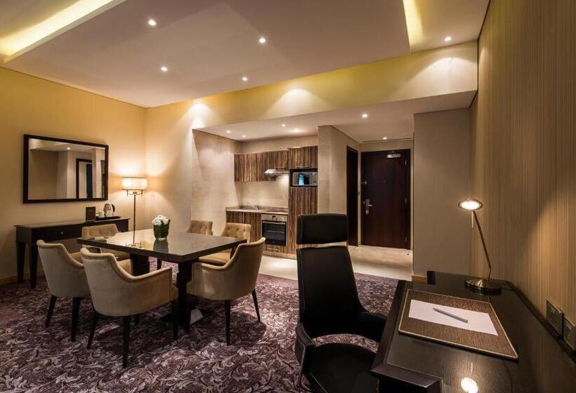 سوئیت سلطنتی 2 خوابه, Golden Tulip Doha