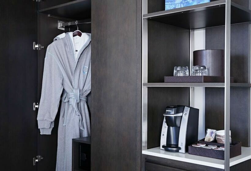 带2个双人床的标准工作室, Hyatt Centric Brickell Miami