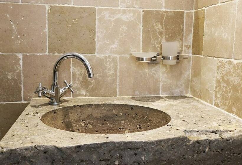 Camera Basic Letto Matrimoniale, La Trottoria Agriturismo