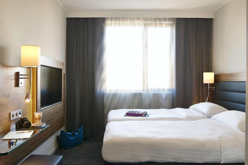 Номер Стандарт, Moxy London Stratford