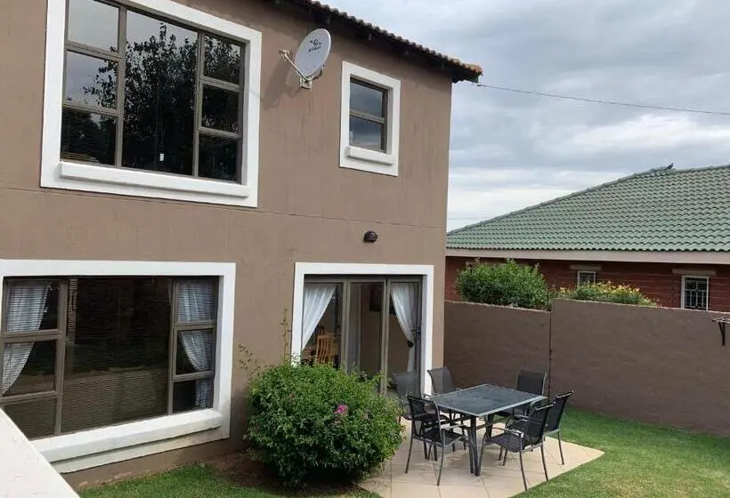 １ベッドルームドゥプレックスアパートメント, Picanha Guesthouse