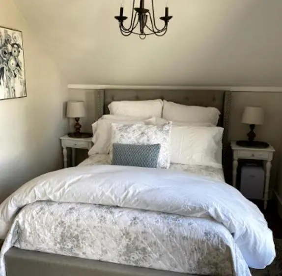 Deluxe-huone, The Farmhouse Inn & Kitchen, 2 Blocks From Downtown Whitefish, Montana