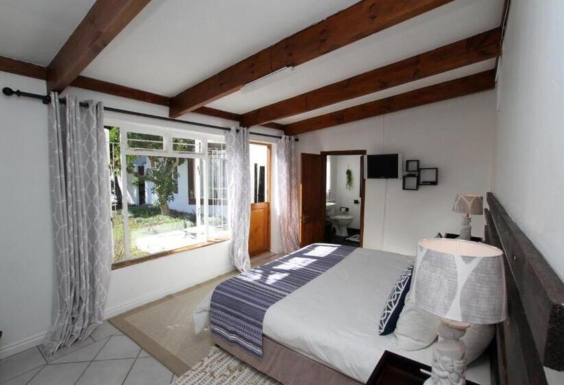 كابينة, The Whaling Station Guesthouse