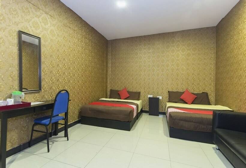 패밀리 스위트, Night Queen