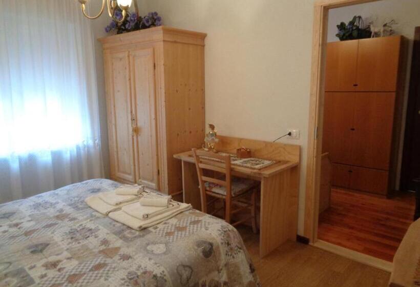 스탠다드 트리플 룸, Casa Noemi Imer