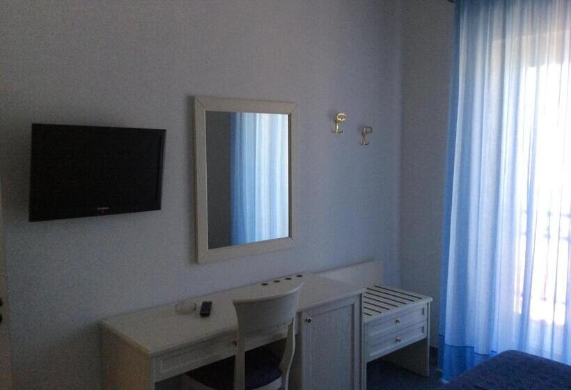 اتاق استاندارد, Elisa