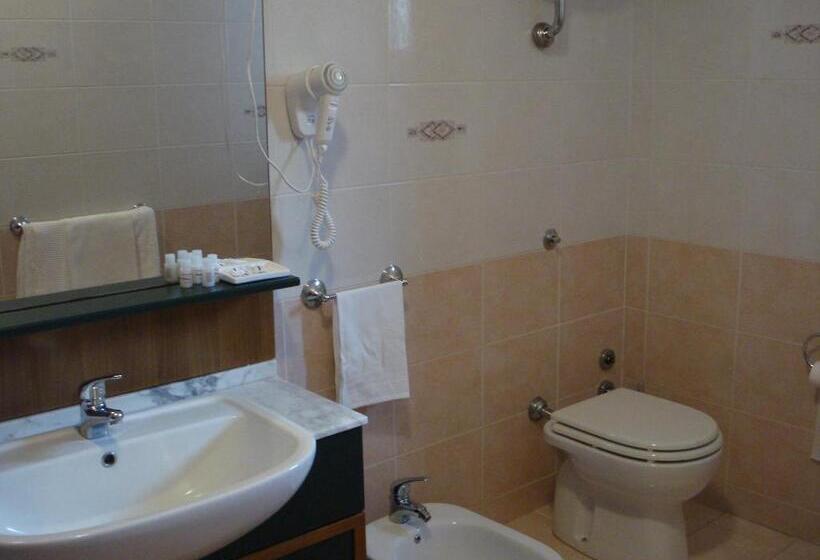 Номер Economy Индивидуальный, Grandinetti