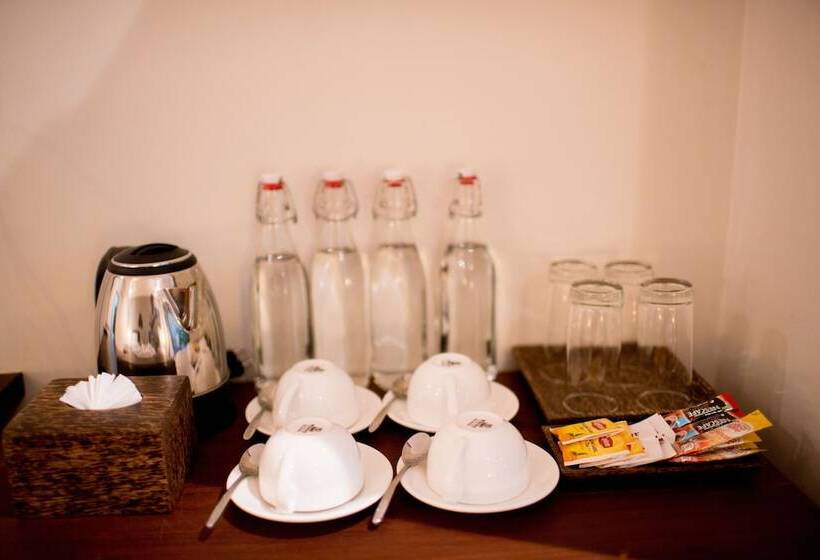 Habitació Deluxe Vista Piscina, Gz Angkor Boutique