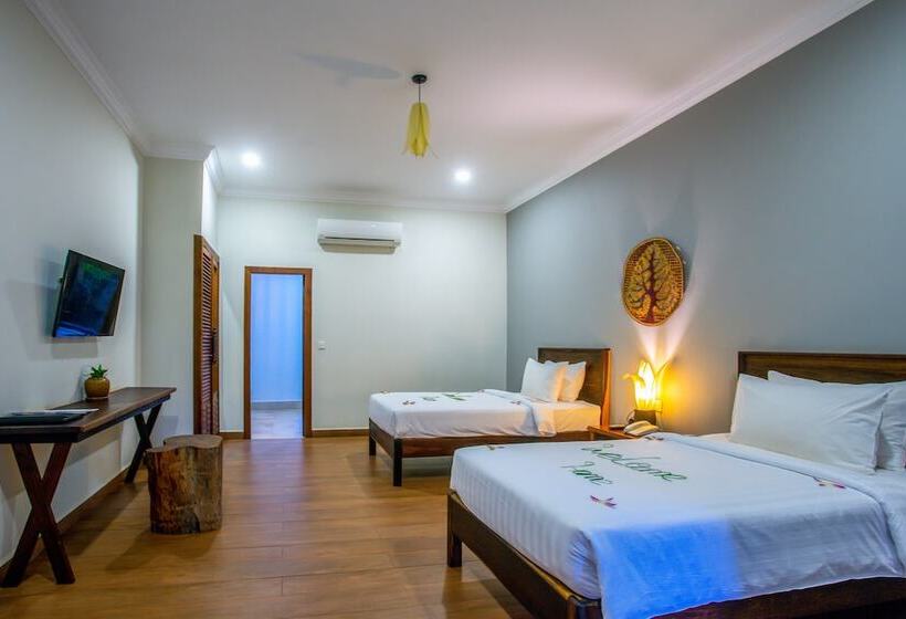 Habitació Deluxe Vista Piscina, Gz Angkor Boutique