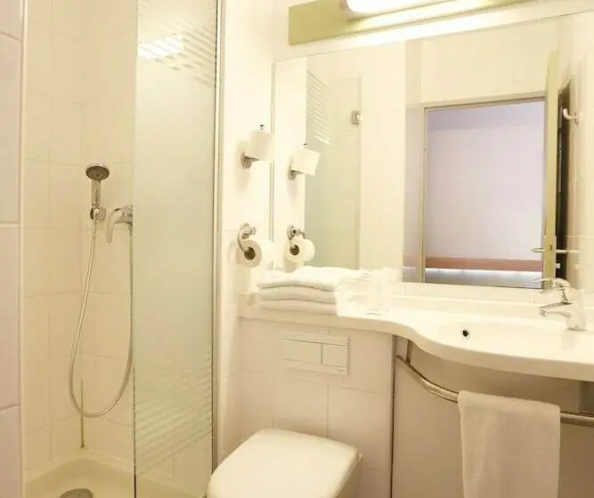 اتاق خانوادگی, Ibis Budget Toulon Centre