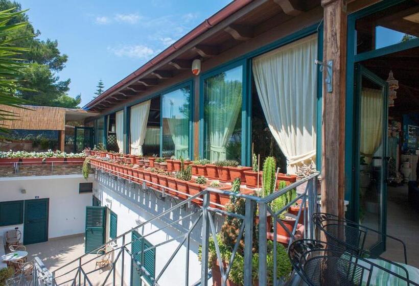 Номер Стандарт Трехместный, La Tramontana