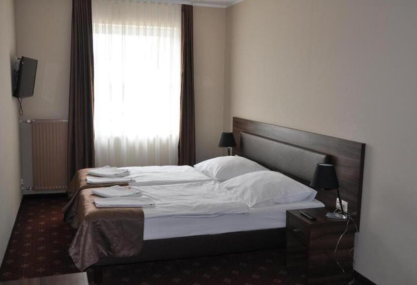 استودیوی استاندارد با چشمانداز دریا, Morze