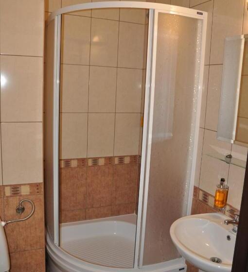 اتاق استاندارد سه نفره, Morze