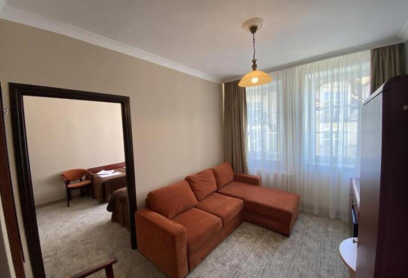 اتاق استاندارد چهار تخته, Morze