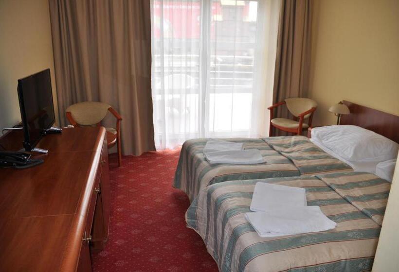 اتاق استاندارد با تراس, Morze