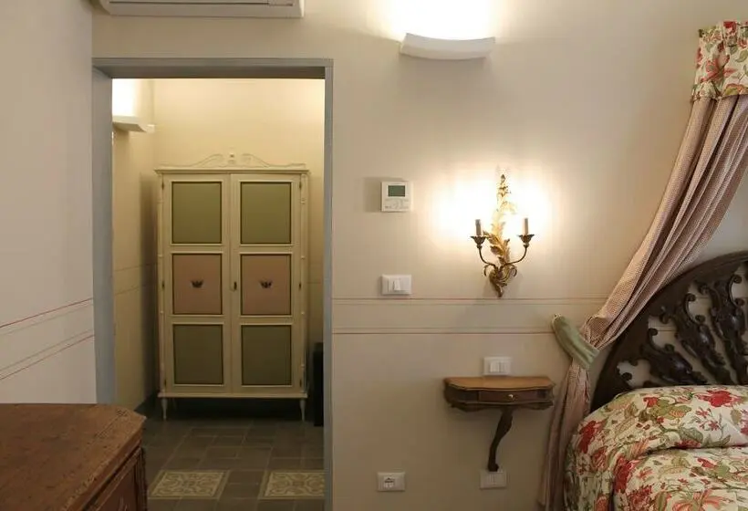 اتاق سوپریور, Corte Dei Neri Residenza D Epoca