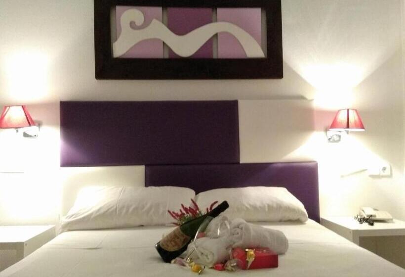 スタンダードルーム, Restaurante Campomar