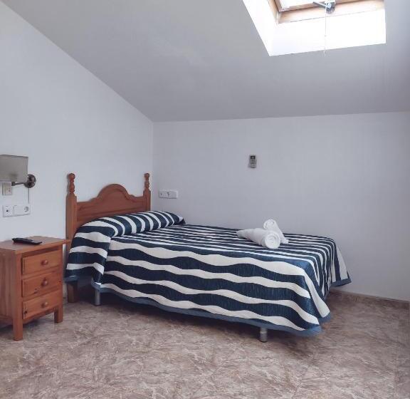 スタンダードシングルルーム, Restaurante Campomar