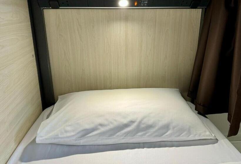 4인용 스탠다드 룸, Snoozles Galway City Centre